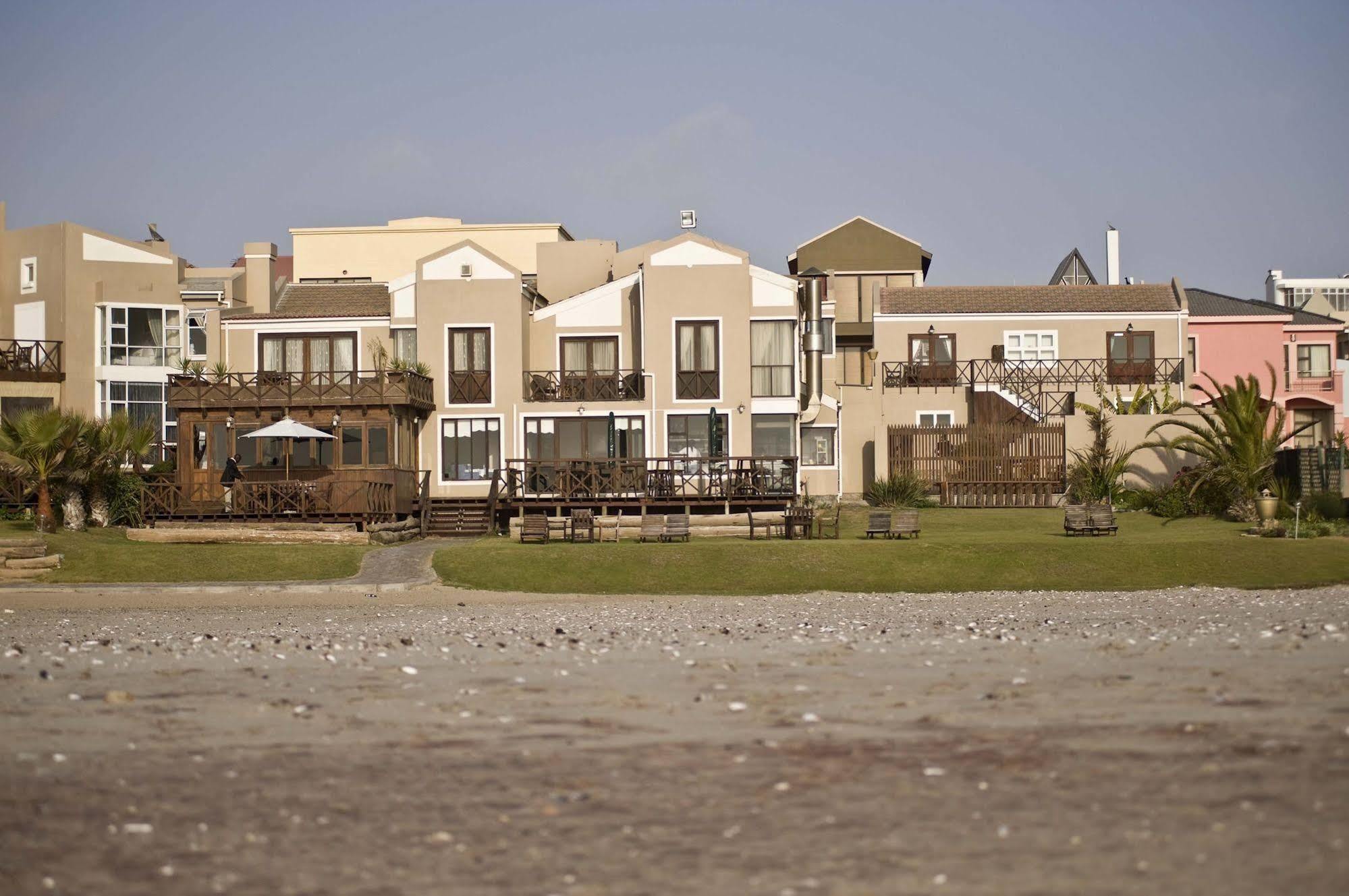 Burning Shore Hotel Langstrand Exterior foto